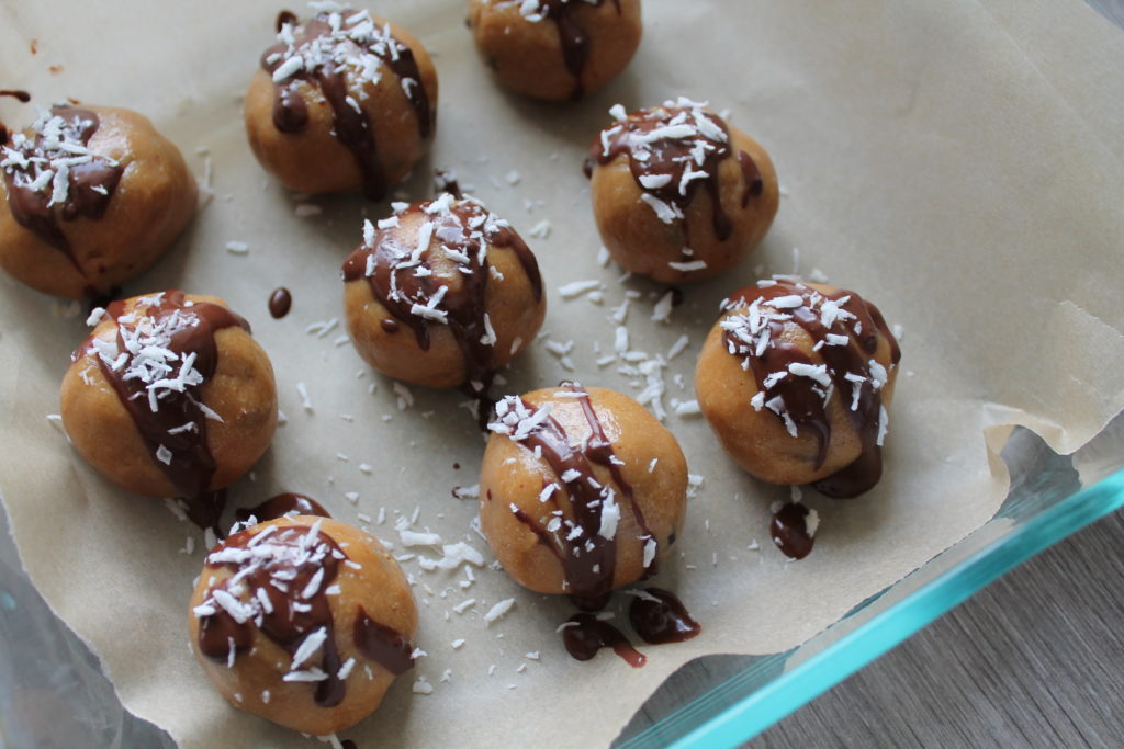 chocolate peanut butter bites