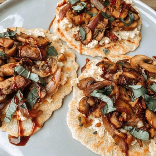 mushrooms flatbread