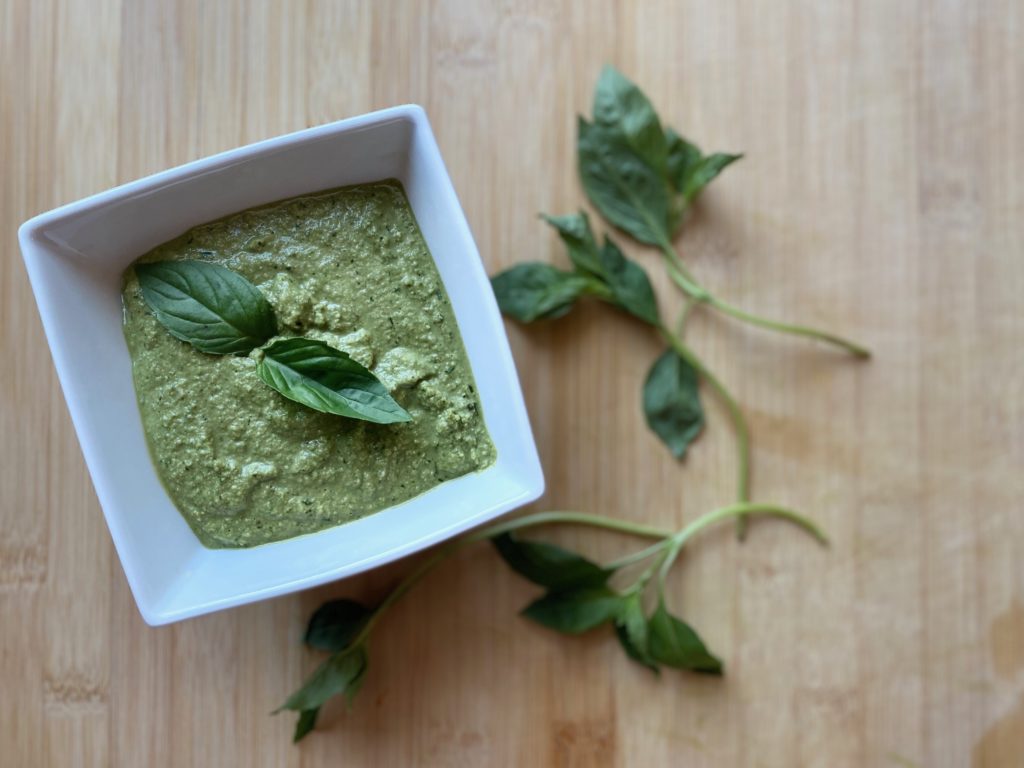 vegan cashew basil pesto